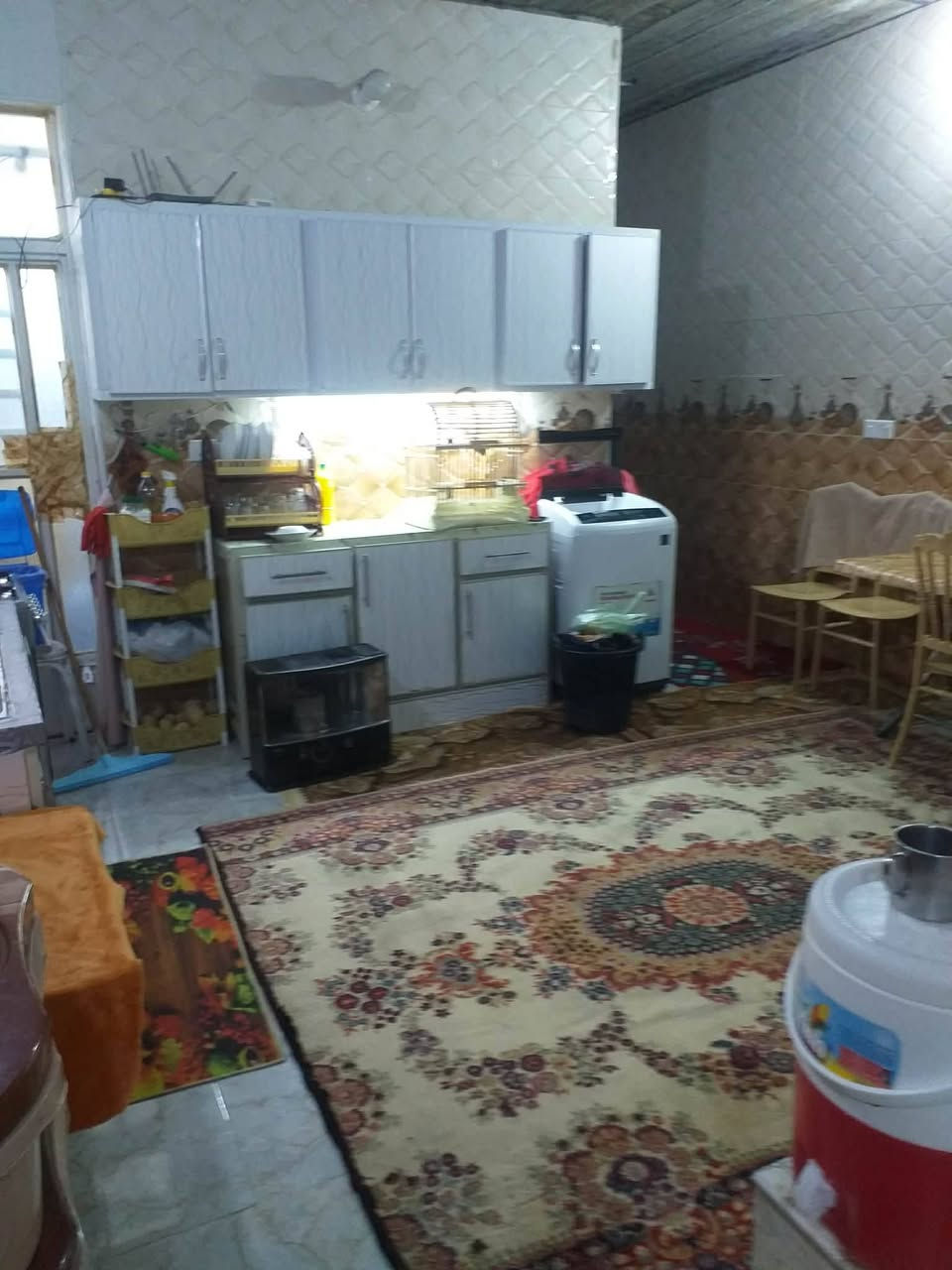 السلام عليكم للبيع دار سكني زراعي سند ٢٥ ثلاثه غرف نوم +حمام عدد ٢ + مطبخ + استقبال وكراج المساحه ١١٠ متر السعر ١١٥ وبي مجال الموقع الدوره قرب كليه الهادي مجاور الصناعه للاستفسار على الرقم ***********
