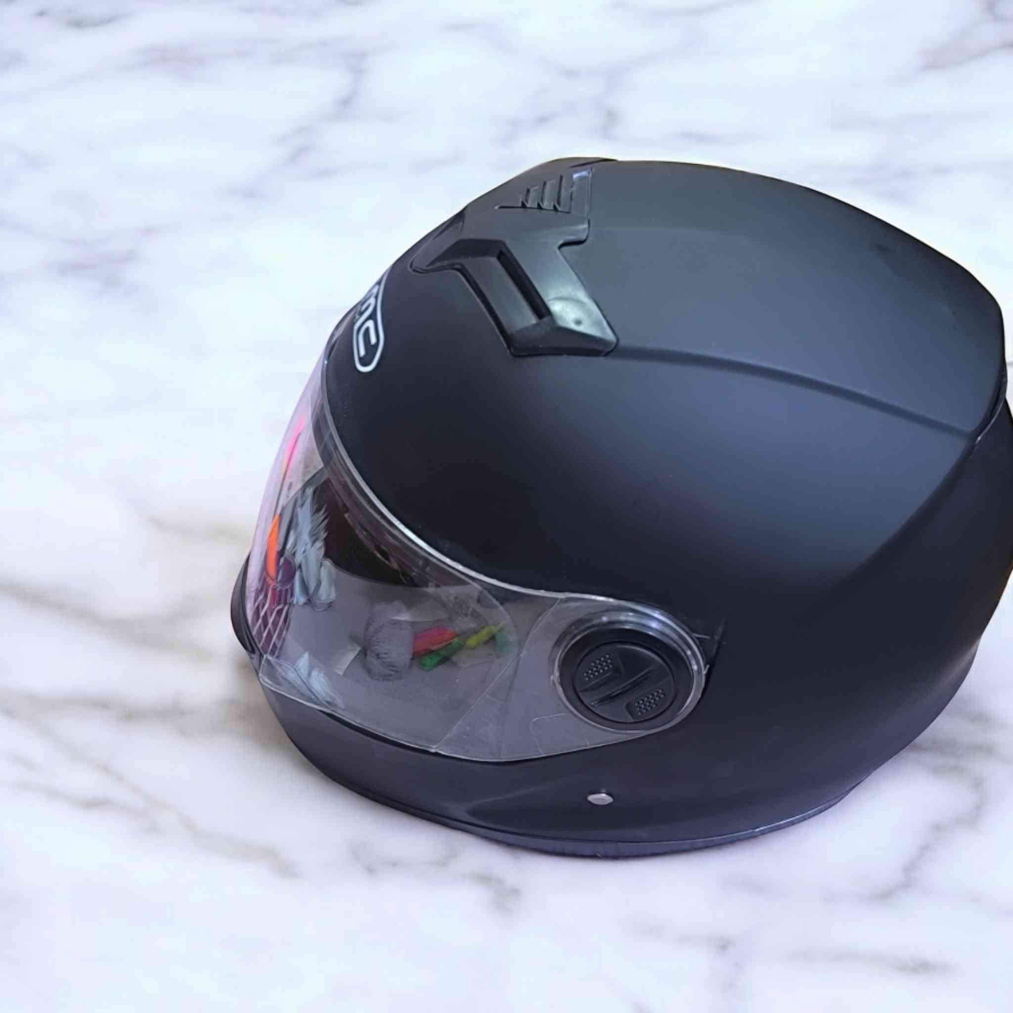 خوذة كاملة للوجه (Full Face)،أسود مطفي (Matte Black)،القناع (Visor) قطعه حلوة ب25 عنواني الديوانية شارع سالم


**إذا كنت صاحب هذا الإعلان وتريد حذفه لأي سبب، رجاءا أرسل رسالة إلى الدعم الفني**