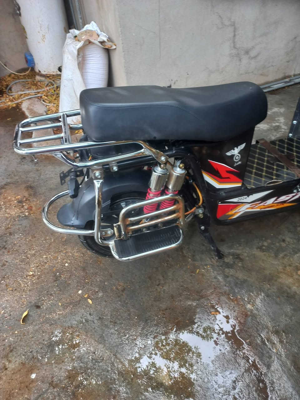 دراجه شحن نضيفه نقص 2 بطاريه سرعه 100 400 و بيه مجال


**إذا كنت صاحب هذا الإعلان وتريد حذفه لأي سبب، رجاءا أرسل رسالة إلى الدعم الفني**