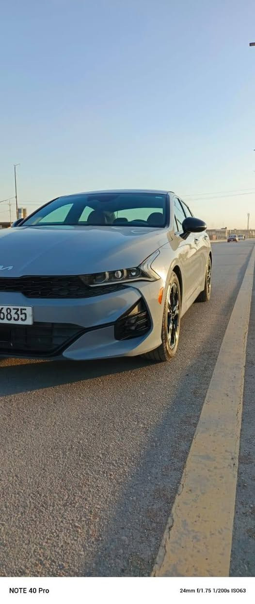 السلام K5 موديل 22رقم بغداد سنوية 29السيارة كاملة لون اسمنتي ما ناقصهة اي شي حادثهة جاملغ وشوية من البنيد والصندوگ وباب السكن كلير من امريكا رقم سعر( 175) وبيهة مجال داخلة السيارة 24 بشهر 7 /// صور الحادث بالمنشور /رقم الهاتف (***********)
