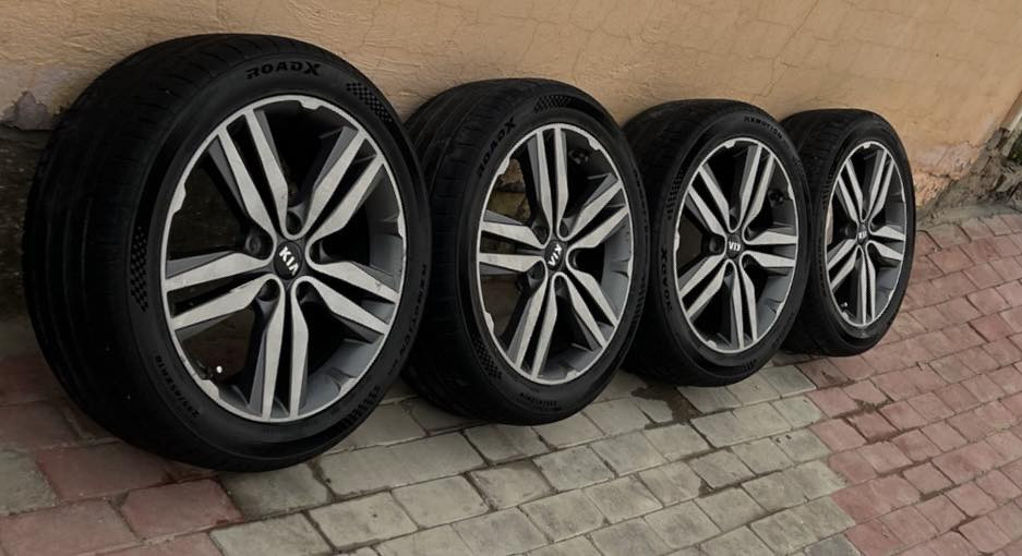 تخم ويل كب كيا صول حجم 18 اصلي شركة مكفولات لا عواج ولافطر ولاشخوط مشدود بيهن تخم تاير نظيف 
السعر 450 الف وبيهن مجال 
مكاني كربلاء الانتفاظة الاولى للاستفسار ***********
