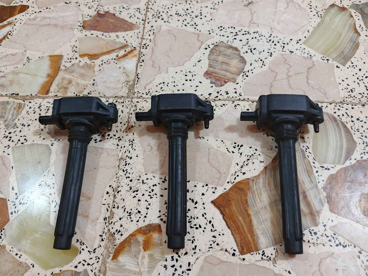 غراض أوباما موديل 12
مجاول عدد 3 + قاعده مال فيوزات
قيم بما يرضي الله 
للاستفسار:***********
