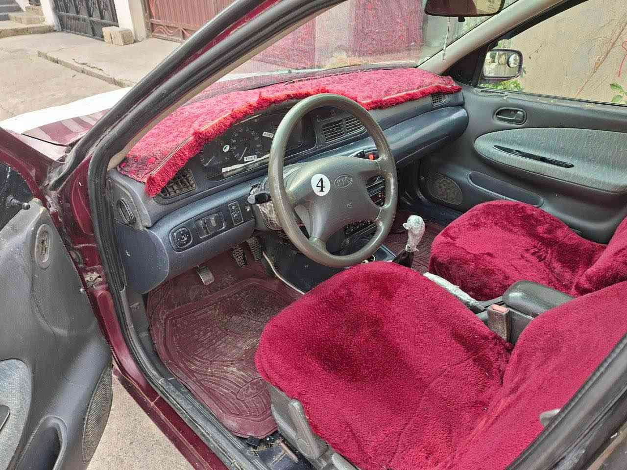 سه ره تا به ناوي خوا
بؤ فرؤشتن 
كيا سيڤيا
ئارم پلاستيك سلئماني
٨وبه خ
بئ ده عم بئ لئدران 
بئ خايس 
هه موو گياني به شه رت له سه ر بيلادي
ته بريد ساردوو گه رم به شه رت
سعري ٣٢معامه له يه كي كه م
هي من نيه تيل بؤ خاوه ني بكه 
*********** Singapore
