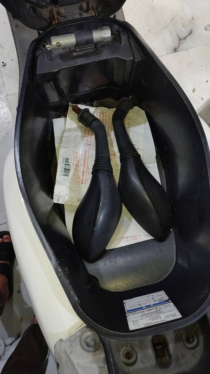 اخر قطعه فله شرط كارتون
ختم واحد مكفوله كفاله عامه مكاني كوت 
شراي يخابرني وبخدمته ***********
