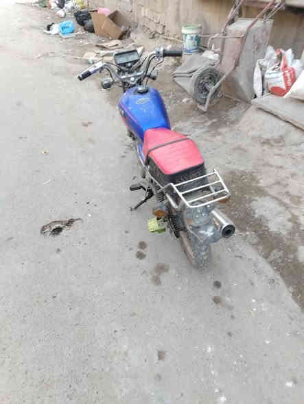 دراجه إيراني البيع.
أوراقه مفقودات بيعك كوم حديد الاتصال ***********  السعر ٣٠٠ و لمكان بغداد المنصور
