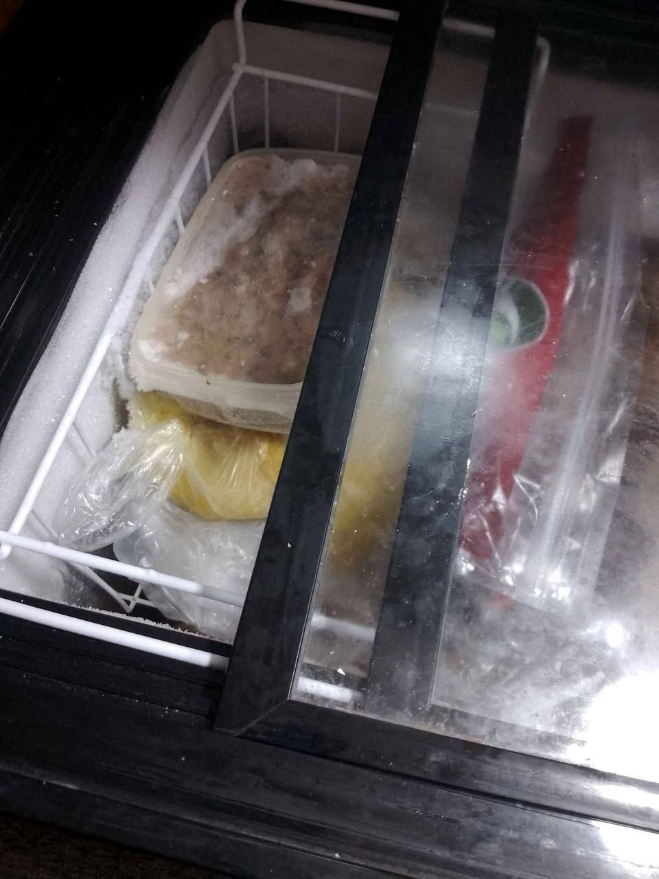 مجمده كلش جديده مامستخدمه موسم واحد ولا داخله تصليح تبريدها يخبل وماتسحب هواي كهرباء نص امبير  مكاني لبياع واكو توصيل ب كروه بغداد, العراق


**إذا كنت صاحب هذا الإعلان وتريد حذفه لأي سبب، رجاءا أرسل رسالة إلى الدعم الفني**