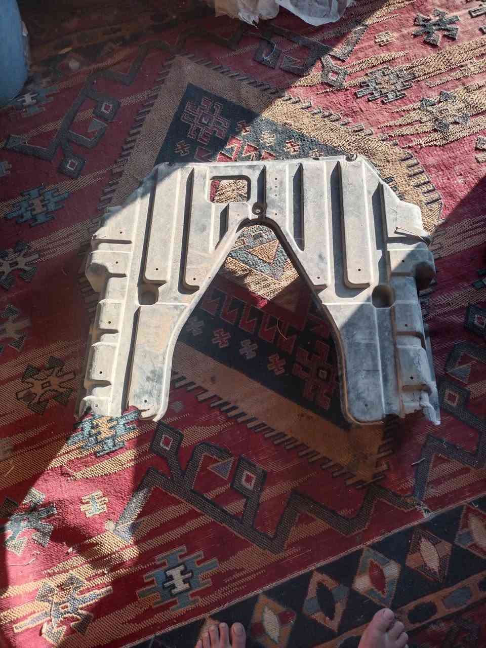 سلام عليكم عندي قراظ جنبي لبيع ولستفسار***********
