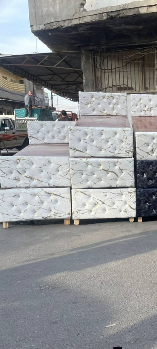 تخت نفر جديد #السعر50الف متوفر توصيل.فقط
شرط اذا ما نفس الصوره والمواصفات يرجع 
للحجز ارسل العنوان ورقم خاص


**إذا كنت صاحب هذا الإعلان وتريد حذفه لأي سبب، رجاءا أرسل رسالة إلى الدعم الفني**