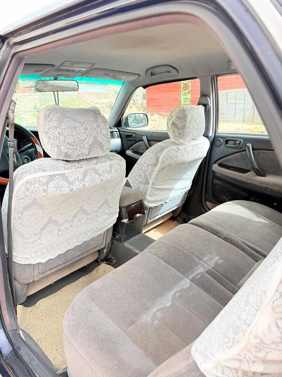 س ع راس الثور تكم نيلي رقم بصره سنويه مامنتهيه السياره جاهزه من كير ومكينه وتبريد وحداديه وتايرات وتبريد جاهزه السياره ماتصرف عليه ابد رقم بصره مكفوله كفاله عامه عده الجاملغ الخلفي بي صبغ فقط السعر ٩٣ وبيه مجال الاستفسار *********** مكاني بصره قضاء المدينه ابو غريب بني منصور
