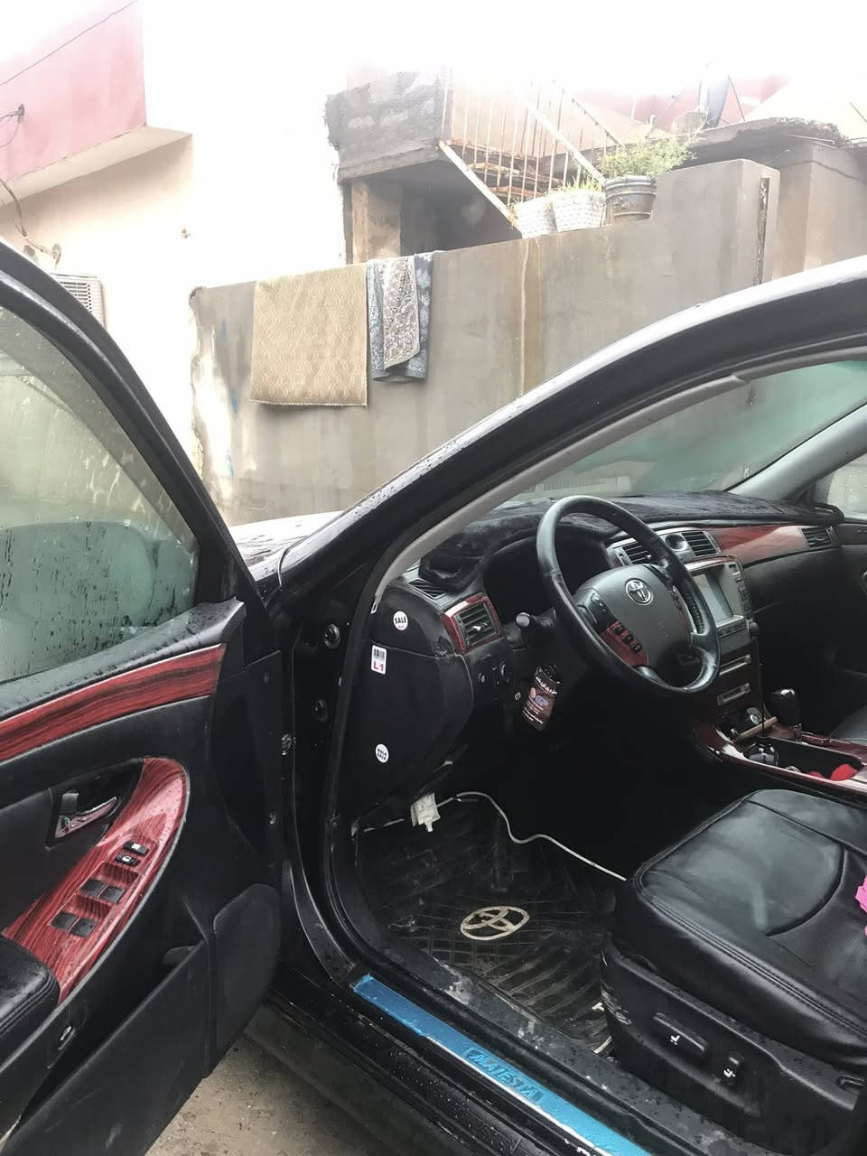 Majesta 2007 مووس
ڕه‌‌نگ گۆراوی دوبه‌ی
فولی بێ سڵاید
ویل سێڵ
كامل سپۆرت
ناوڕه‌ش
ڕۆنی گێر و مه‌كینه‌ تازه‌ گۆراوه‌
ته‌برید گه‌رم ساردی نییه‌ 
ده‌عمو لێدراوی نییه‌
Abs بیلاد
گێرو مه‌كینه‌ به‌ شه‌رت
سعر - ٥٠ گه‌ڵاو معمه‌له‌یه‌ زۆر كه‌م 

شوێن كه‌لار

***********
