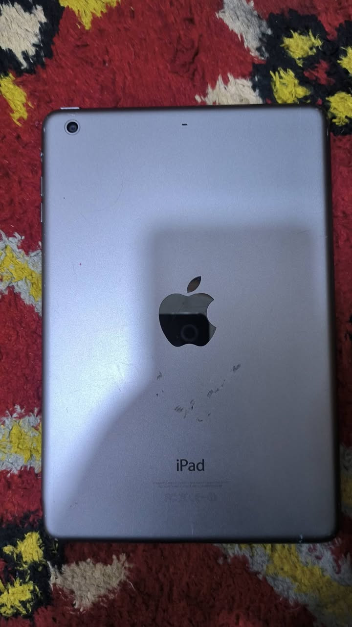 السلام عليكم
ايباد مني 5 
شاشه مكسوره تشتغل نص ونص 
وبي شويه عواج مبين بل صور 
للبيع قيم واخذ 
مكاني الانبار قضاء الخالديه


**إذا كنت صاحب هذا الإعلان وتريد حذفه لأي سبب، رجاءا أرسل رسالة إلى الدعم الفني**