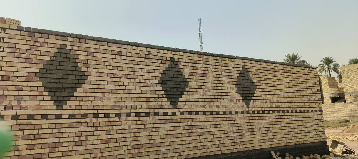 متوفر حاليا خفت بناء للشق والعمار شغل درجه اولى شغل باي مكان رقم الهاتف ***********/***********
