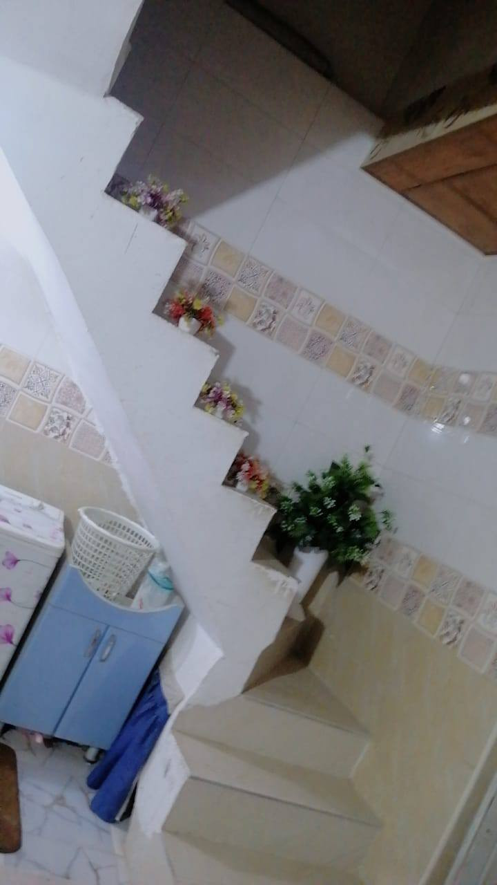 دار للبيع مساحه 50مترشارع المطحنه مقابل قريه الغدير  عمود 282للاستفسار اتصل على الرقم *********** شارع 31  تبليط جميع الخدمات موجوده مدارس ابتدائيه متوسطه البنيان طابوك معمل السقف كونكريت اساس صب كونكريت
