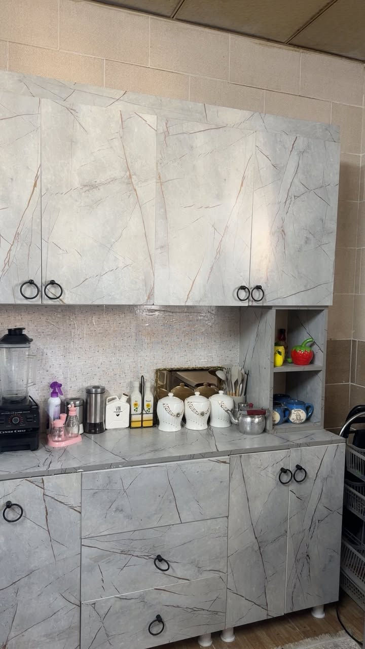 السلام عليكم كاونتر للبيع خشب سعره 250 الف
مرجوحه للبيع سعرها 80 الف 
تخم (L) للبيع سعره 200 وبي مجال بسيط 
العنوان / اربيل / مجمع الزيتون 
الرقم / +964 750 760 9608
‭0774 016 0525
