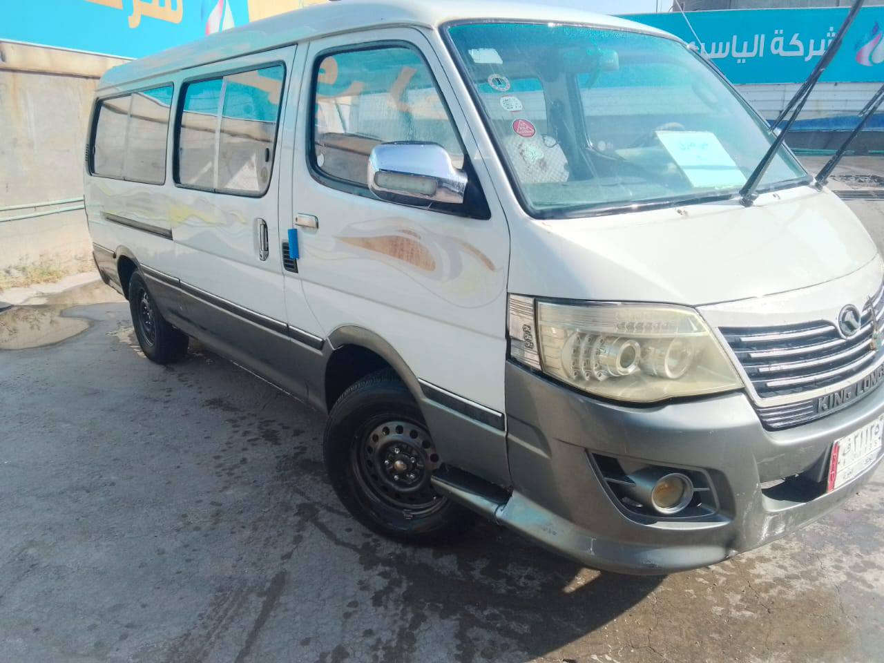 فتون للبيع او مراوس حسب لتفاق سياره مديل ١٥جاهزه حلوه كبل لشارع  العنوان الصرة الجزيره مكلف بلنشرالسعر٥٠ رقم راعيهة***********
