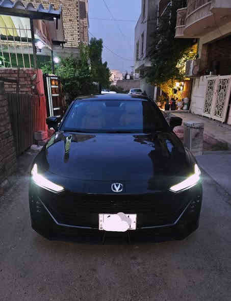 شانجان يوني في    UNIV 2024
لون اسود 🖤
رقم بغداد مشروع وطني 
باسمي تحويل ثاني يوم
ماشية 57 الف كيلو
محرك 1500 تيربو
داخل الضمان 5 سنوات

فول مواصفات
بانوراما
بصمة  
تشغيل عن بعد
يدات شفط
مري شفط + هيتر + اشاير
جنطة كهرباء
كشنات ال 2 كهرباء
داخل جلد
كشنات تبريد
شاحن لاسلكي
ثلاجة 
4 وضعيات قيادة
تحكم بوضعية مود الاستيرن
شفتات ستيرن 
انارة داخلية متغيرة
كاميرات 360 درجة مع خاصية DVR مع التسجيل 
4 حساسات خلفي امامي  360 درجة
اوتو هولد 
ترحيب اثناء الاقتراب
فتح الجنطة عند الاقتراب
 رادار امامي مانع تصادم + تحديد مسار + مثبت كروس
قيادة ذاتيه 
كزوز بلادي رياضي  طرب ع الخفيف
اربع جام اوتو عند غلق السيارة تنغلق 4 جام + بانوراما والعكس كذلك
تحكم سيارة صوتي 
وغيرها من المواصفات 

بيهه بارد خفيف 

السعر 153 بيهه مجال 

مكان السيارة / بغداد الصالحية

للاستفسار خاص او واتساب *********** بغداد
