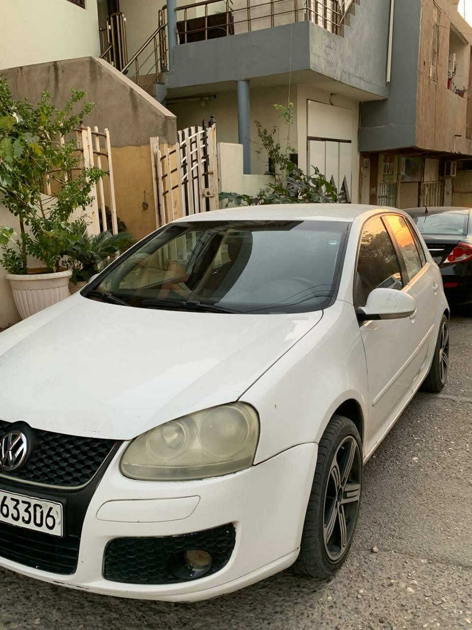 گۆڵف ٢٠٠٩ 
گێڕئۆتۆماتیک
٤ جام کارەبا
ئەیبی ئێس
تراکشن 
شاشە ئای پاد
ئاوێنە ئی شارەت
مەکینە ١٦ بێ تۆربۆ زۆر نەرم و کپ و بە هەڵمەتە پشت و پێشی چرکەی تیانیە
رەقەم هەولێرە ٣-٤ مانگە
سەنەوی بەسەر چوە بەشەرتی تەحویل و غەرامە و بڕاوە،  ٧٩ وەرەقە و معامەلە یەکی برایانە
مشتەریت لە وەتسئەپ تەلەفون بۆ ئەم ژمارەیە بکە 
*********** السليمانية, العراق
