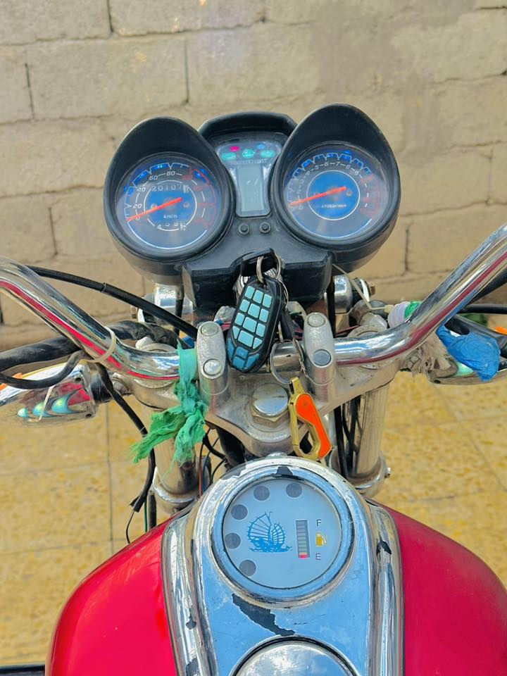 سلام عليكم دايموته 20مكفوله برغي مامفتوح المحرك نضافه سلف هندر شاير كامله ماعوزه نقص ابد سعر 775
مكاني شطره الموشراي لايتصل رجائاً 
***********
