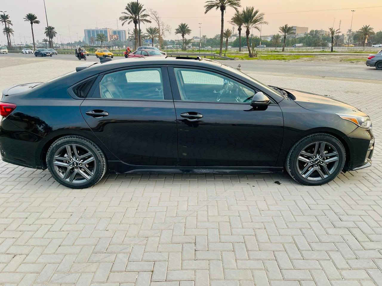 السلام عليكم ؟ بيع مستعجل 

فورتي جيتي لاين Forte GT Line 2021
ب اسمي 

السعر : 128$  وبيه مجاااال 

اتصال :  ***********

فول مواصفات 1/1 للاخير 
بصمة + بصمة ابواب
تشغيل عن بعد 
فتحة سقف سلايت روف 
ستيرن سبورت D ومختوم Gt line 
كشنات حظن + مختمة Gt line
كشنات جلد + مخمل البلاديات 
كشن السائق كهرباء ⚡️ 
فول تحكمات ستيرن
رادار امامي +رادرات جانبية 
تحديد مسار + نقاط عمياء 
توقف ذاتي عند الاقتراب
شاشة كبيرة + كاميرا خلفية دوارة
ويل كب سبورت البلادي مال Gt line 
‏LED داخل اللايت بلادي
اشاير بالمري
مود درايف ( نورمال - سبورت - سمارت )
حادثه السيارة بنيد + جاملغ فقط
كما موضح بالسونار 

بغداد
