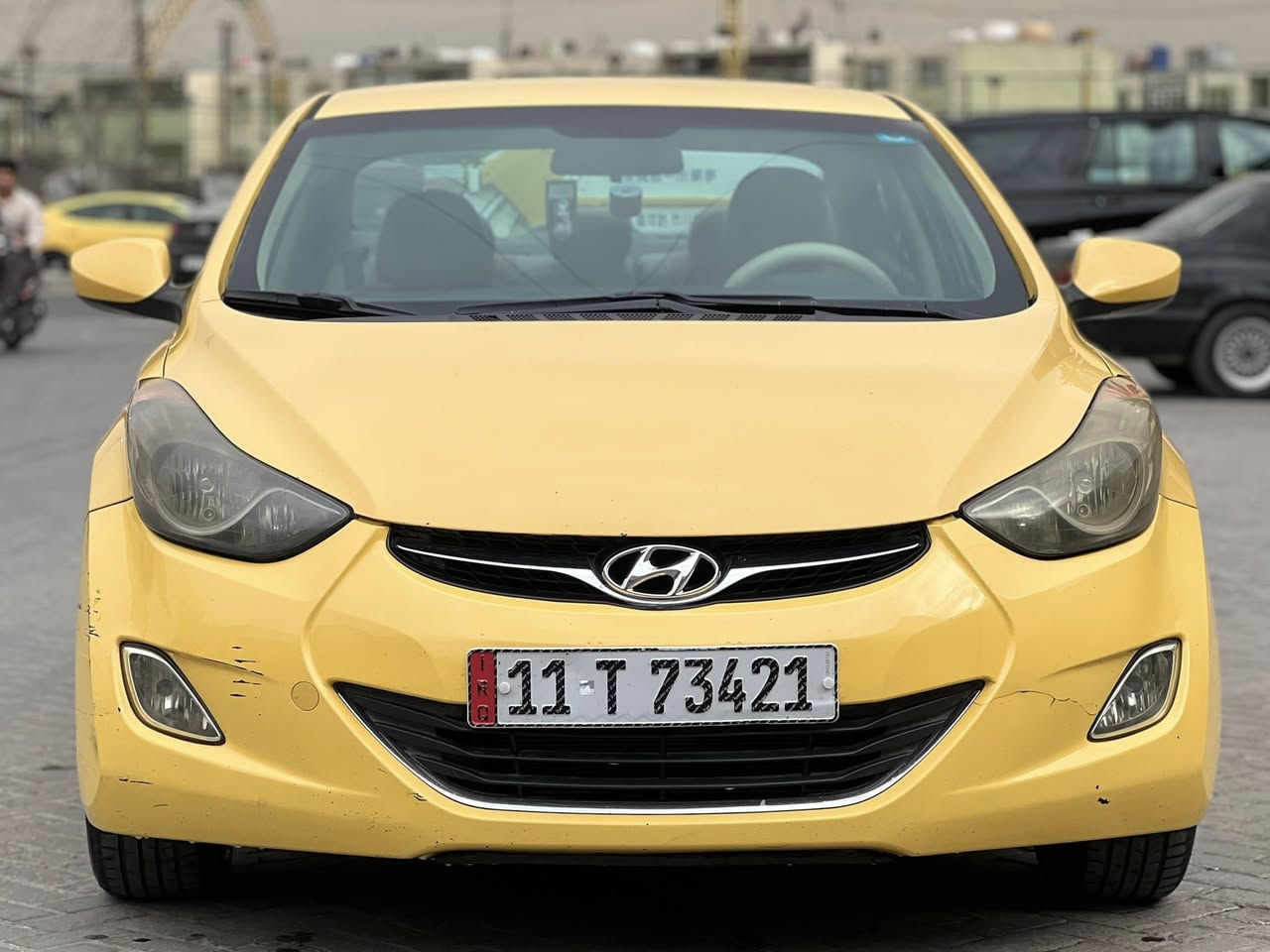 سلام عليكم
النتره 2013 للبيع

مكينه 1800 دوش ما مفتوحه

حادثهة موضح بل صوره 

السياره على وضع الشركه بيهه فقط معجون قليل وموضح بل صوره 

السياره صارلهه 10 سنين عندي على ايدي

ماشيه165 

منضومه تبريد جديده

مصفره من ناحيه الهيئه ولغرامات يعني أي غرامه ما عليهه

تخم تاير جواهه 

سنويه بأسمي رقم بغداد

الساره على وضع الشركه كلة بلادي 

السعر انتصل وتدلل$$.                ♻️💢

للاستفسار:***********  

بغداد مدينه الصدر

السياره اجمل من الصور⭕️
