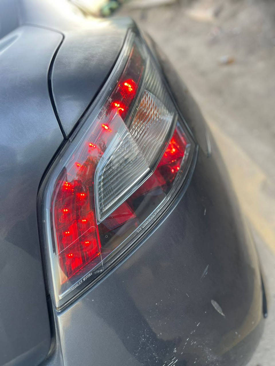 السلام عليكم عندي مكزما ٢٠١٢ فوووول خنك بدون صبغ مكفوله من الصبغ والحادث بيها شويه جراد بالصندوك محرك ٦ سلندر ٣٥٠٠ مكفول كير مكفول صدر بالكارتون جديد امامي خلفي تخم تاير جديد باتري جديد منظومة بانزين كولها جديده رقم بغديد بسمي تحويل شوكت متريد السعر ٩٢ ورقه مكان السياره بغداد الدوره واسف على الاطاله وهذا رقمي *********** بي واتساب وهذا الثاني *********** بغداد, العراق
