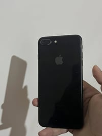 آيفون ٧ بلس • ١٢٨ • شاشة مبدلة