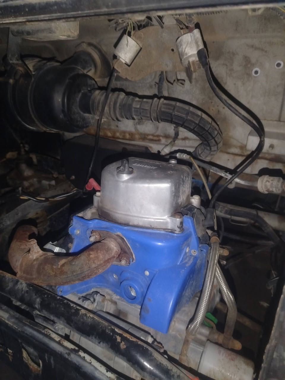 تكتك موديل 18 اوراق اصولي اتكفلك للترقيم 
تكتك دوشمه جديد كاعيات جديده جادر جديد 
تخم تاير جديد محرك 20 فول نضافه ونعومه
 كلجات جديده ما ناقصها اي شي كبل للشارع
مكاني القاسم السعر 4 ملاين بيها مجال بسيط 
رقم تليفون ***********
