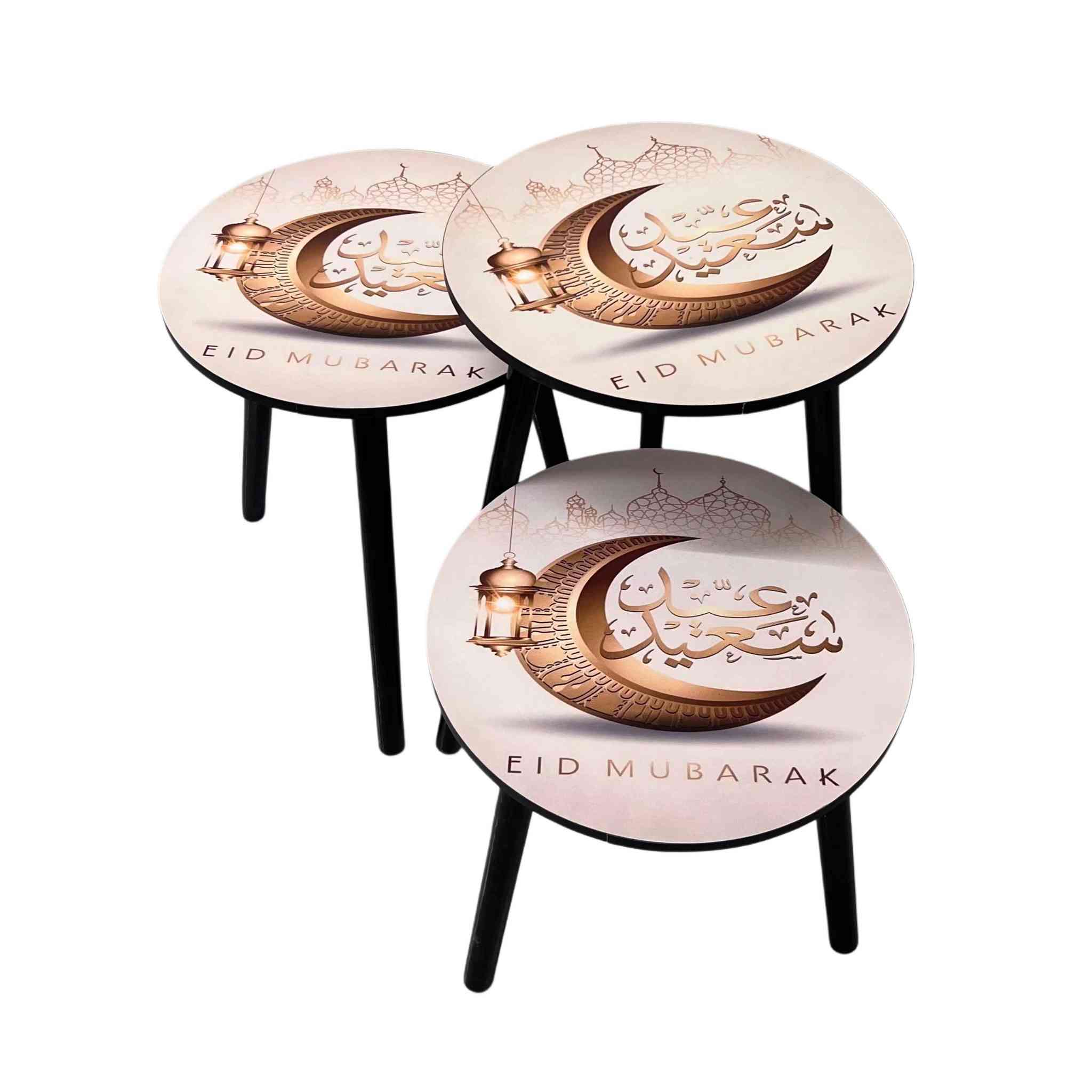 طقم طاولات ضيافة عيد مبارك – تصميم دائري مزخرف (3 قطع)

• طقم طاولات ضيافة بتصميم أنيق مخصص لأجواء عيد الفطر والأضحى

• أسطح دائرية مطبوعة بعبارة EID MUBARAK مع زخرفة هلال وفانوس ولمسات إسلامية

• ثلاث طاولات بأحجام مختلفة يمكن ترتيبها بشكل متداخل أو منفصل

• أرجل سوداء بتصميم بسيط تعطي تباينًا واضحًا مع السطح المزخرف

• مناسبة للضيافة، التقديم، أو كطاولات جانبية للديكور الموسمي

المواصفات:
• النوع: طاولات ضيافة / طاولات جانبية
• العدد: 3 طاولات
• الشكل: دائري
• التصميم: عيد مبارك (هلال – فانوس – زخرفة إسلامية)

محتويات العلبة:
• 3 × طاولة دائرية بتصميم عيد مبارك
1 × طاولة حجم كبير، الابعاد: 40*57 سم.
1 × طاولة حجم متوسط، الابعاد: 40*47 سم.
1 × طاولة حجم صغير، الابعاد: 40*37 سم الشطره, ذي قار


**إذا كنت صاحب هذا الإعلان وتريد حذفه لأي سبب، رجاءا أرسل رسالة إلى الدعم الفني**