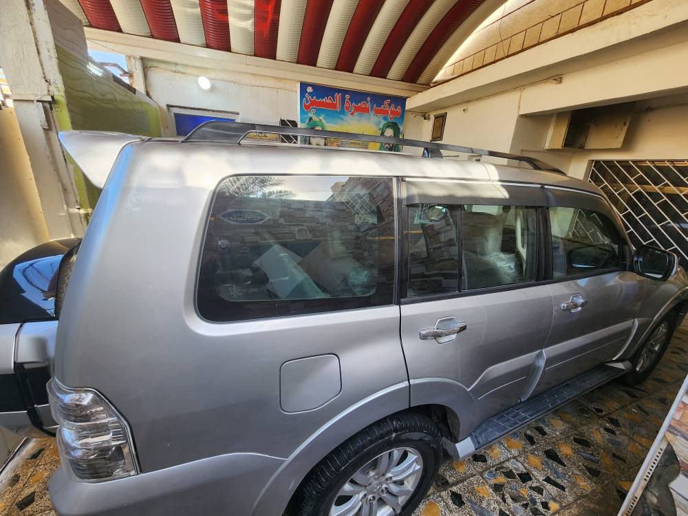 سلام عليكم باجيرو ١٩
مبدل بنيد 
ماشي ١٢٧ 
رايده مراوس بيكم 
جاهزه سياره حيل نضيفه 
*********** واتساب
