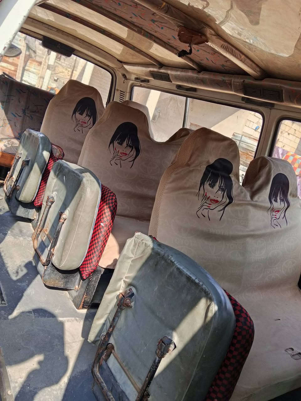 باو البيع 2009 جاهزه من كلشي بيع كوم حديد ماندل راعيه 35 وبيه مجال العنوان بصره ابو   ***********
