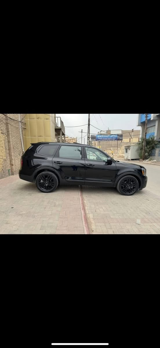 كيا تيلورايد 2023 SX XLIn
1-حجم المحرك 6 سلندر 3800. 

2-عداد المسافة 40 الف كيلو وليس ميل

3-بصمة ابواب وتشغيل عن بعد. 

4-زينون عالي ناصي آصل. 

5-فتحة سقف. عدد٢

6-رادر جانبي مانع اجتياز. 

7-فور ويل درايف 

8-تحديد مسار. 

9-كامرات محيطية. 

10-حساس حلفي. 

11-شاشة كبيرة مع كامل ايعزتها. 

12-تدفئة+تبريد الكراسي الامامية. وخلفيه

13-تحكم ستيرن جهيتن. 

14خزن ميموري متكامل 

15-حساس خلفي. 

16-سستم صوت متكامل. 

17-كنترول تبريد خلفي منفصل. 

18-كشن سياحي. Vip. 

19-رادر محيطيه 360 درجه 

20-الكراسي الامامية كهرباء. 

21- ٧ راكب ٣ قطع تبريد. 

22-اشاير مري قابلة للطيء. 

23-مقاعد جلد حار بارد

24- خمس كامرات

25- وباقي الموصفات المعروفة في فئة SX XLIn 

السياره فول  مواصفات  

الضررر: جانبي مبدل فقط جاملغ امامي جهه السايق والبقيه مصبوغ ع كدهن

مكان السياره بابل المسيب

 السعر 288 $ وبیها مجال 

———————————————————————

للأستفسار اكثر واتساب. ***********
