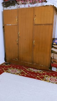 كنتور أبو ٣ أبواب للبيع بس المعاكسه الضهر يرادلها دك كم بسمار السعر ١٠...