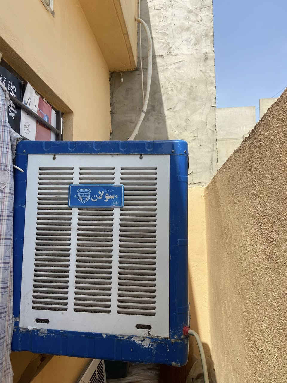 مبردتين للبيع جديدات كص سرعتين ثنينهم السولان ماطورها بي قوه ما يلتف والباقي شرطط شغال سعرها120

البيضه شغاله هوى ثلج سرعتين كلشي بيها جديد بل بل جيس لا خياس ولا صوت سعرها 180 رقمي للتواصل ***********
