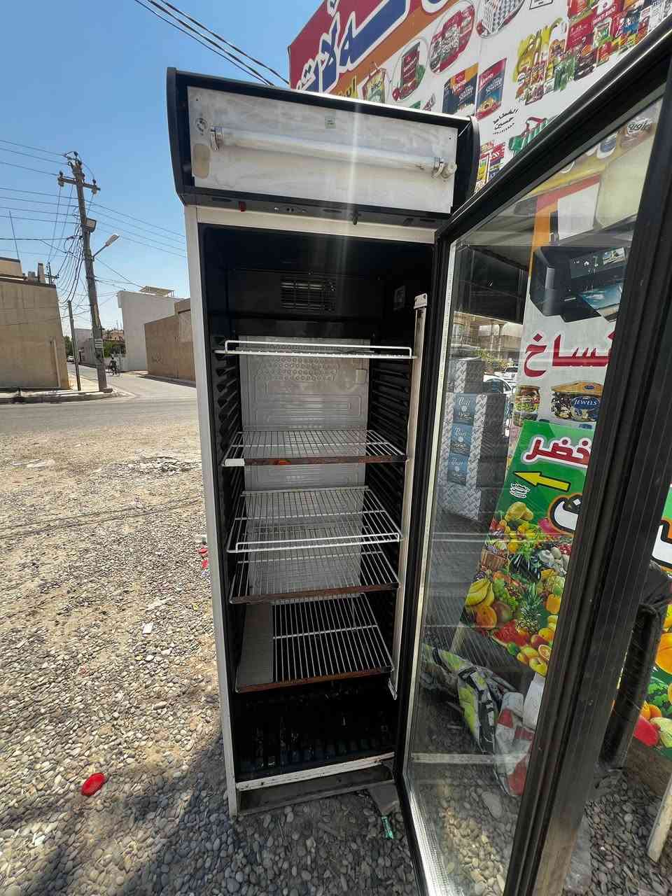 عارضه براد نضيفه تبريد فول بشرط  وضمان يوم وياه 
سعر 220 الف وبي مجال 
***********

