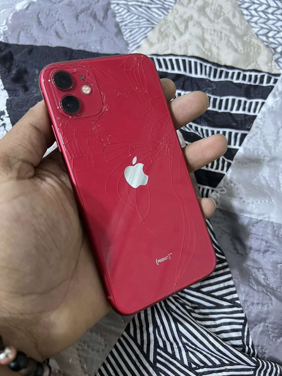السلام عليكم ايفون 11 عادي لون احمر
ظهره مكسور ومبدل بطاريه فقط ذاكره 128
سعره 225 وبي مجال قليل للشراي 
*********** 
مكاني نجف
