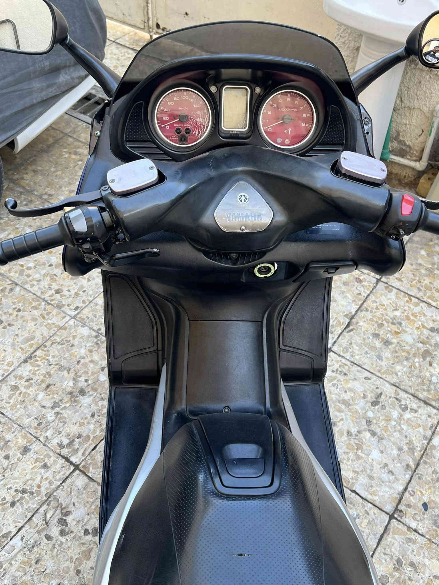 سلام عليكم تيماكس 2008
كفاله عامه ✋
كلاج مالوسي قايش مالوسي 🇯🇵
مكاني بغداد السعر 22 وبيه مجال 
رقمي ***********❤️
