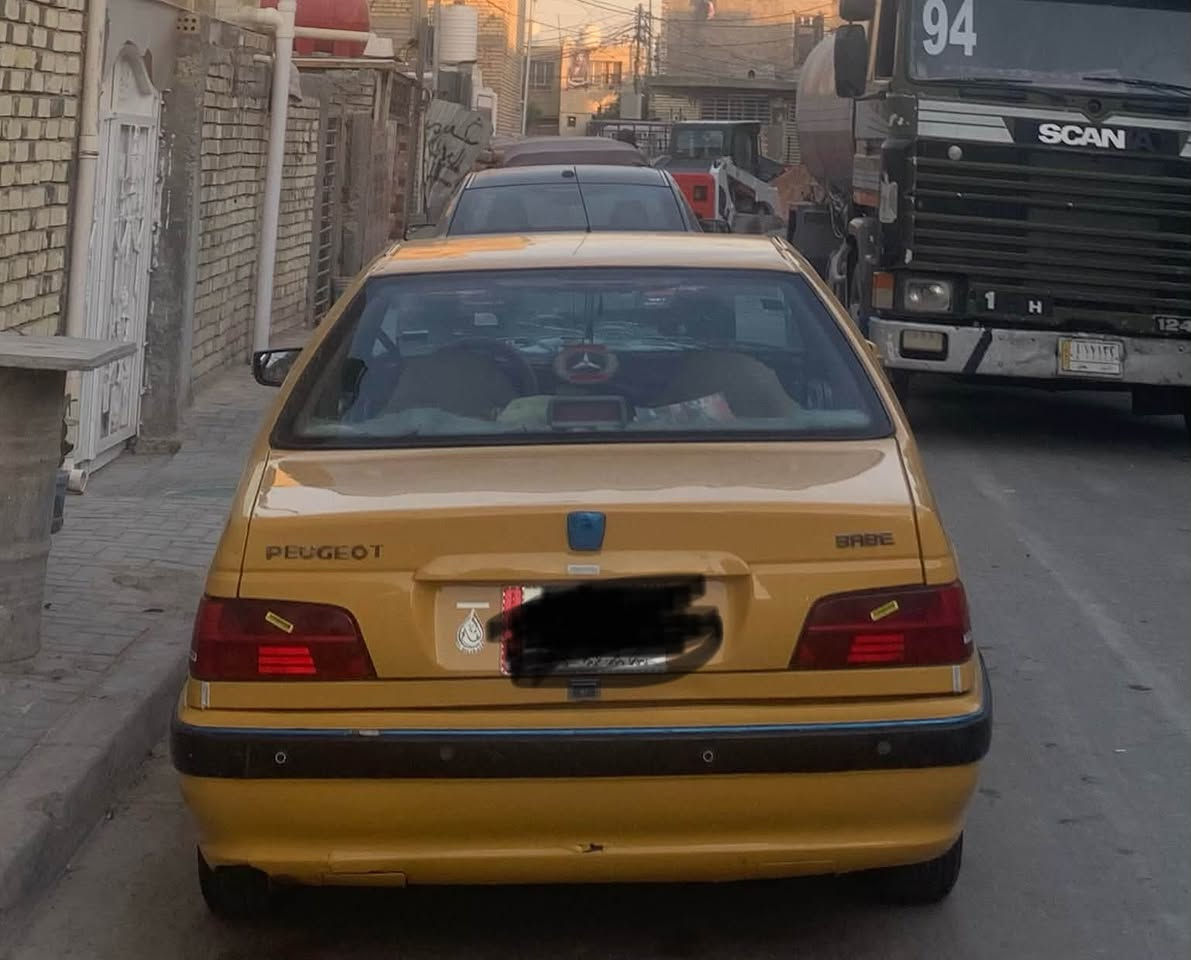 السلام عليكم بيجو بارص 2015 رقم نكليزي مصفره هيئه وغرامات مكينه كير تبريد  تعال كلب وبخدمتك السعر 45 بغداد حي السفير سياره كشر نضيف ضربه شبر يم لايت الامامي مرجعه 
متواجد وااتساب 
***********
