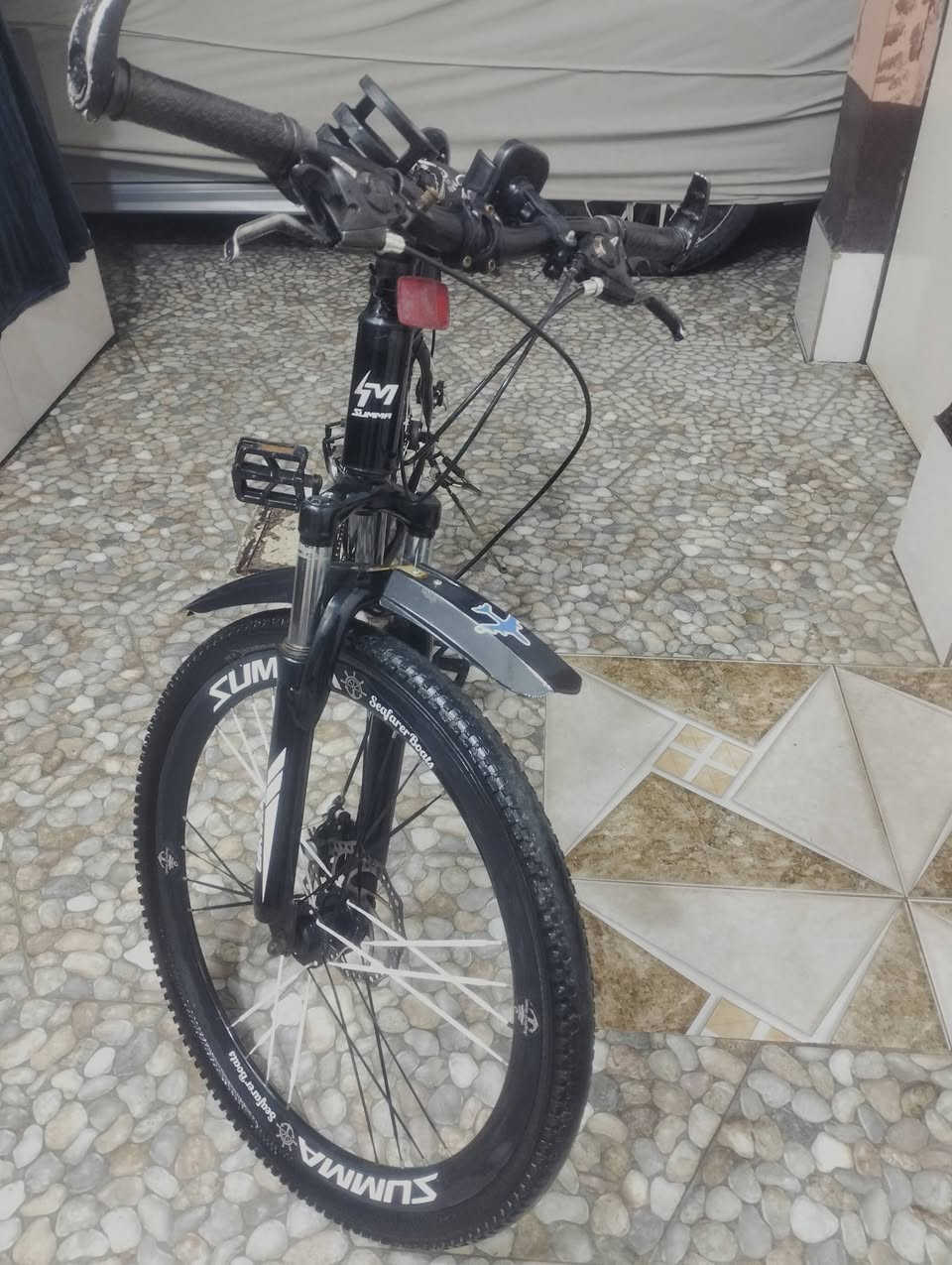 السلام عليكم البايسكل للبيع دسكات شغاله✅ + حماله موبايل + مال مي بل استيرن فقط الكير ما يشتغل والباقي كلو شغال السعر خاص مكان موصل يارمجه الشرقيه


**إذا كنت صاحب هذا الإعلان وتريد حذفه لأي سبب، رجاءا أرسل رسالة إلى الدعم الفني**