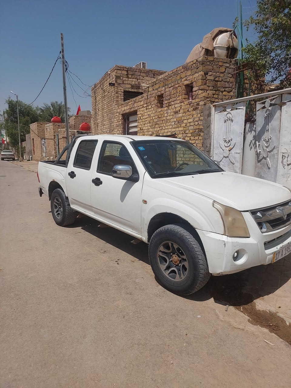 بكيم جنبي ٢٠١٥ سياره نضيفه ع وضع شركه سعر ٧٠ وبيها مجال ***********
