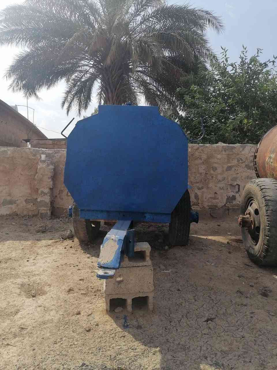 السلام عليكم  يوجد مقطورة ماءللبيع ***********
