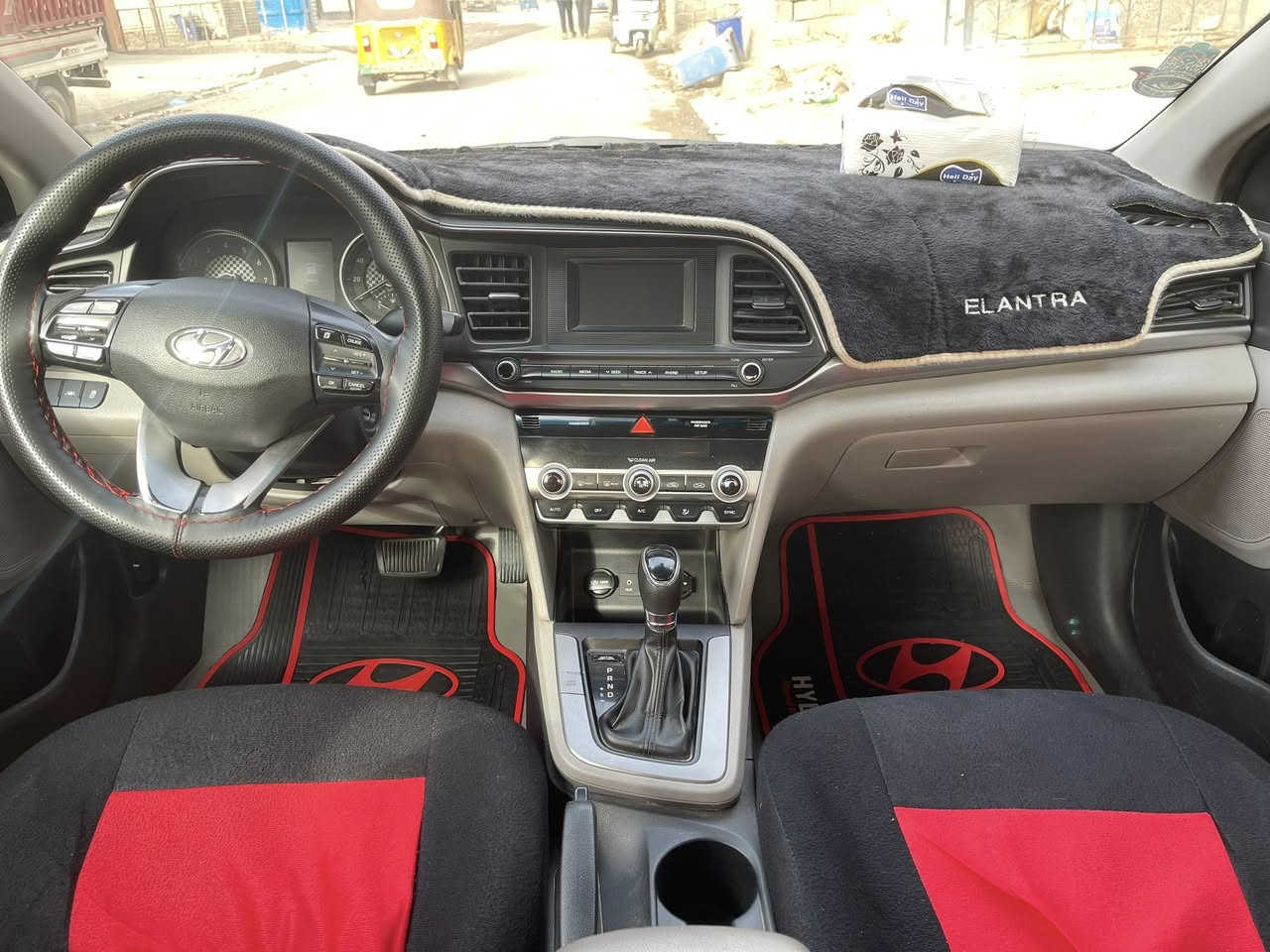 السلام عليكم النترا موديل ٢٠امريكي محرك 2000حادثه باب خلفي فقط السعر 135 بيه مجال مكاني بغداد ***********
