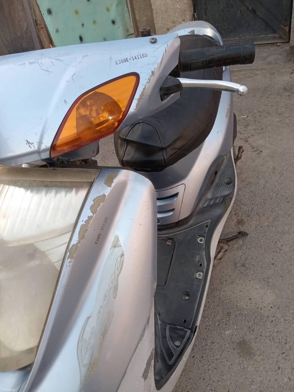 بريز نضيف بلاديه مختمه سعر ٥٠٠ بيه مجال قليل مكاني بغداد دولعي الرقم ***********
