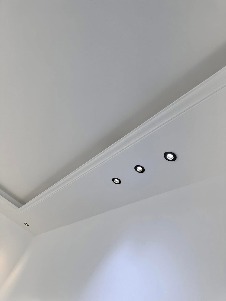 تفليش السعار عرض لفتره محدوده 
فقط.  فقط
25الف سعر المتر الجبس بورد
هذا سعر شامل كل ملحقات
طلس&  تثقيب & وصبغ $ وسحب بنل 

💎 نقدم لكم أجمل التصاميم الديكورية وأحدث الحلول لتجديد مساحتكم:
✔️ ديكورات داخلية وخارجية
✔️ طلس وصبغ بجودة عاليه وضمان 
✔️ جبس بورد
✔️ ورق جدران
✔️ واجهات فوم وطلس
✔️ سقوف ثانوية
✔️ حجر، زجاج، وفلين
✔️ تصميم ملكي وسحبات راقية
اجمل تصاميم المغربيه والملكيه 
📞 للحجز والاستفسار: واتساب ***********
💼 كادر محترف ودقيق ينجز أعمالكم بأسرع وقت وأعلى جودة!

📌 زوروا صفحتنا للاطلاع على أعمالنا الرائعة، ولا تفوتوا فرصة الاستفادة من العرض المميز!
💬 احجز الآن وابدأ بتغيير مساحتك بأسعار تنافسية!

#ديكور #جبس_بورد #تصاميم #صبغ #واجهات #ديكورات_راقية #ديكور_عصري
