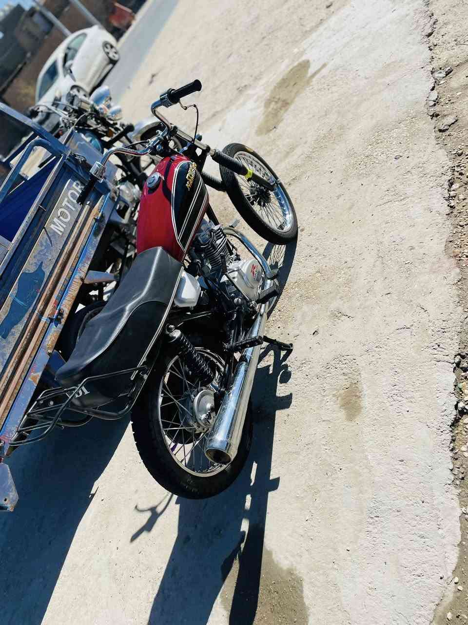 السلام عليكم دراجه أربعه كير تعمير ٢٥ دراجه كلك نظافه دراجه امامك بصوره ودراجه مبدل بيه بس كور اتنس لبيع مكان كربلاء اللوبيات قرب أسواق برتقاله عامود ٦٣ سعر ٥٠٠لف وبيع مجال رقم هاتف ***********
