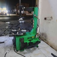 محل بنجرجي يشمل  1. خالعه حجم 26 2. بلنص كامله عدته كارتونه بلنص لسق و...