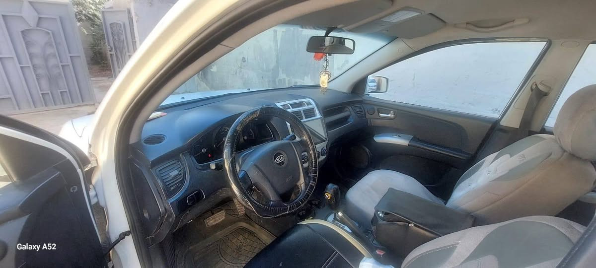 سلام عليكم
كيا سبورتج 2009 رقم بابل بيها جاملغ وباب مبدل السعر 110


**إذا كنت صاحب هذا الإعلان وتريد حذفه لأي سبب، رجاءا أرسل رسالة إلى الدعم الفني**