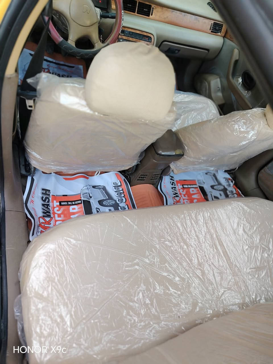 السلام عليكم
سمند 2010 كامله جاهزه كبل للشارع تبريد شغال بلاديه السياره كامله مكمله هاي الصور كدامكم سياره 2010 باسمي ثاني يوم تحويل تبريد شغال كلها كامله السياره  والرقم***********
***********
بغداد البياع السعر ٣٧ وبيها مجال 
#جميع
