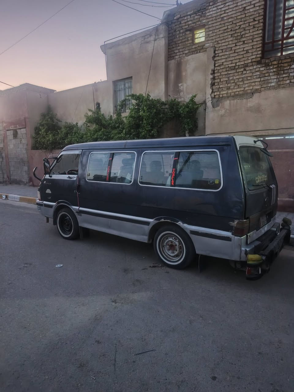 السلام عليكم كيا بستا للبيع موديل 1994 كير مكينه اكسل شواصي مكفول السياره دكه جاكوج مابيها بلاديه 
اخوان الشراي يتصل ***********
