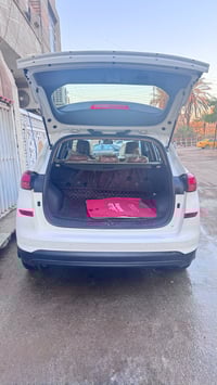 نوع السيارة : توسان خليجي موديل : 2020 موصفات : فول عدة بانوراما  ماشي...