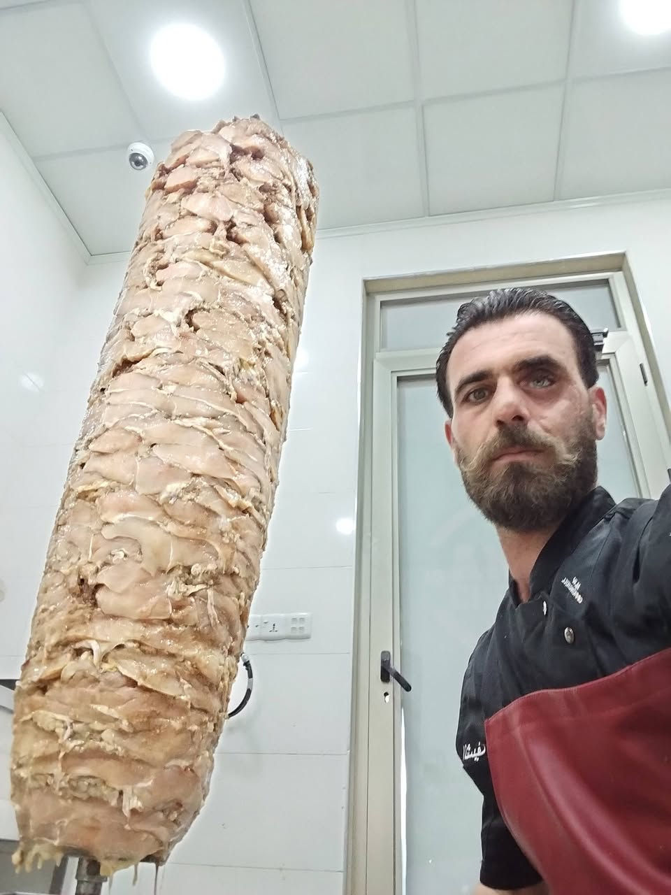 شيف سوري ابولحسن العراق الموصل جاهز لااستلام اي مطعم تحضير وتجهيزمطاعم بي اعلا جوده وطعم سوري أصلي وتشيش شياش سوري ***********
